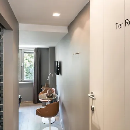 ベッド・アンド・ブレックファスト B ＆ B ハウス コニング 3*